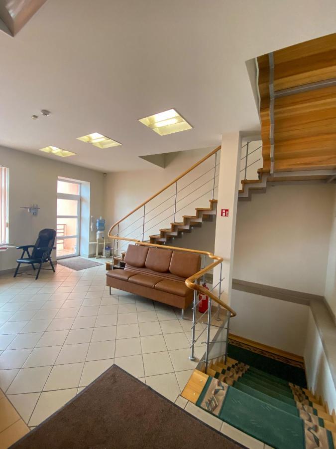 Hotel Pas Stefą à Telšiai Extérieur photo
