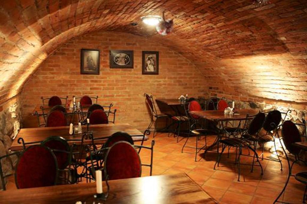 Hotel Pas Stefą à Telšiai Extérieur photo